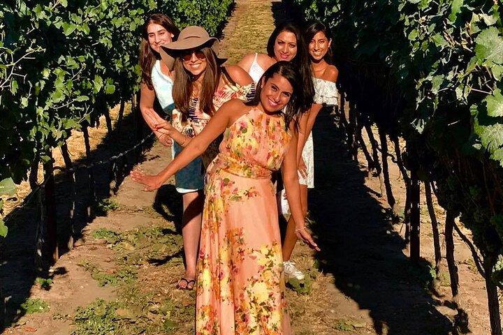 Lake Country Full Day Lunch Wine Tour-Incl. Degustações e Guia Grat