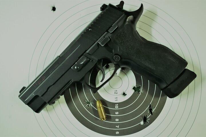 ブダペストの基本的な 1 時間の射撃場