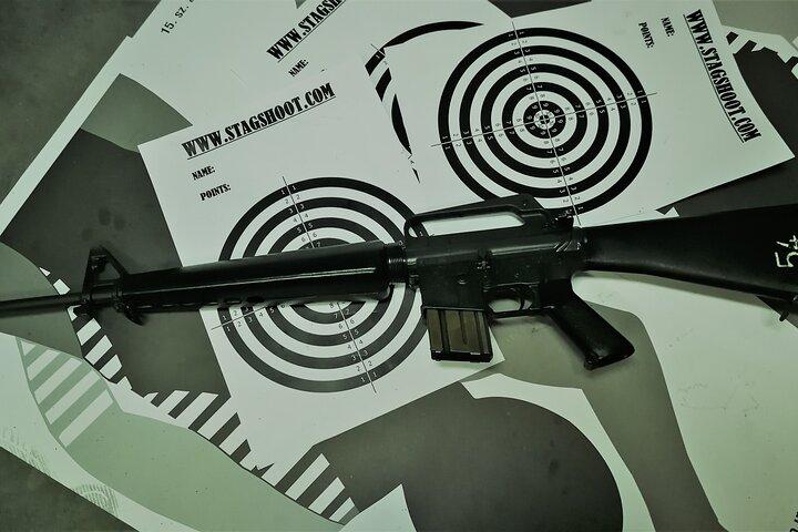ブダペストの基本的な 1 時間の射撃場