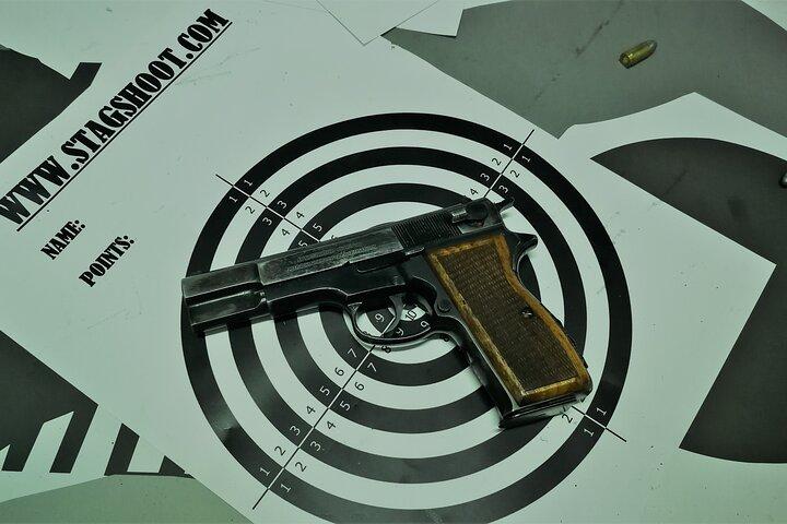 ブダペストの基本的な 1 時間の射撃場