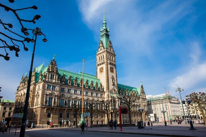 Hamburg: Old Town & Speicherstadt Private Walking Tour