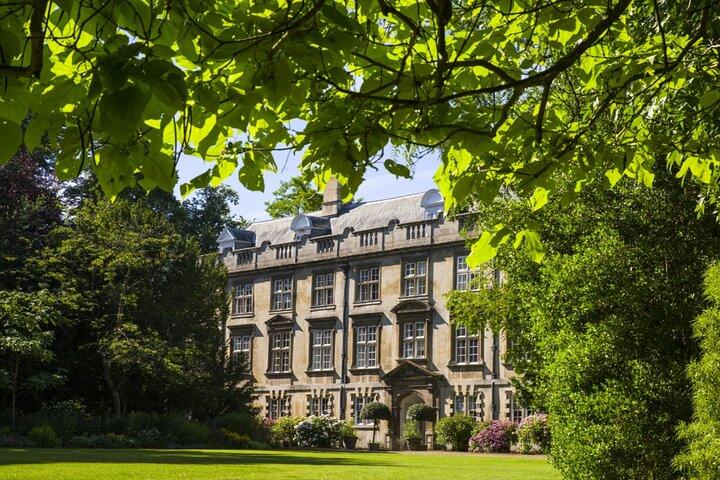 Académicos y secretos de Cambridge: Aventura de rompecabezas autoguiada