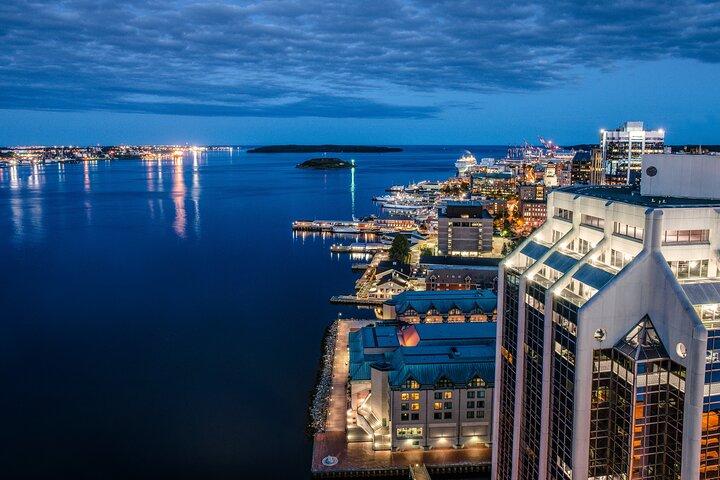JFarwell Moonlight Yacht Cruise från Halifax Waterfront