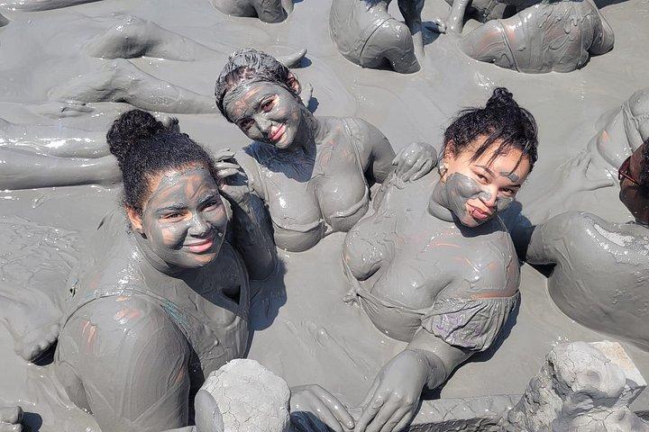 カルタヘナ：トトゥモ火山、ガレラサンバ・ピンク海半日ツアー