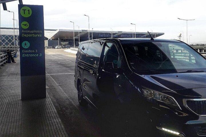 Transfert privé de l'aéroport de Thessalonique au centre-ville