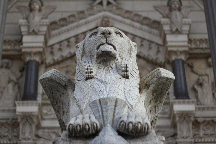 Lyon Walking Tour: Self-Guided City Game