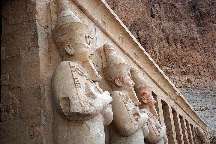 ルクソールからアスワン、アブ・シンベルまでの 5 日間/4 泊ナイル川クルーズ