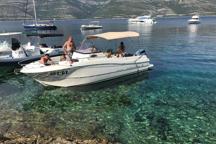 Excursão guiada de lancha particular: explore o melhor das ilhas de Dubrovnik