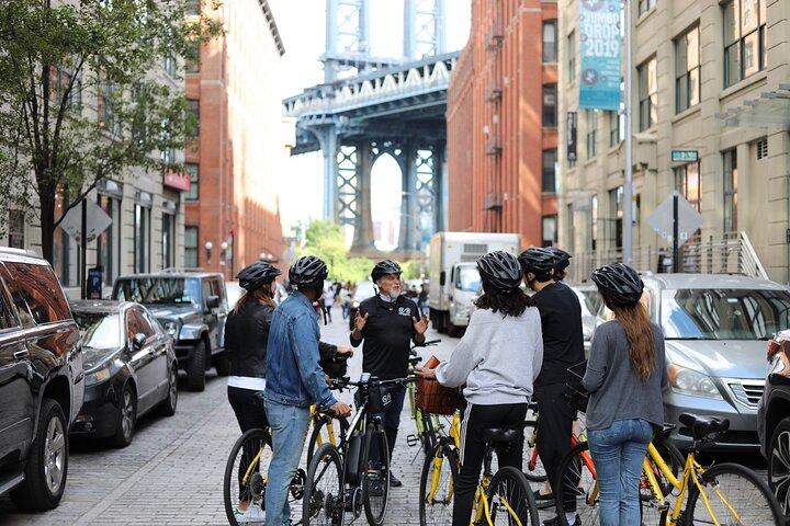 Geführte Fiets-Tour durch Lower Manhattan und die Brooklyn Bridge (Niederländisch)