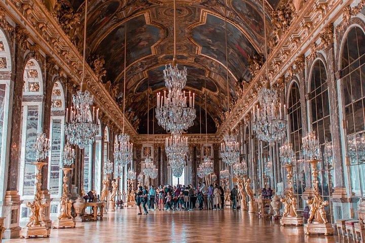 De Paris: Visite en direct du château de Versailles avec accès aux jardins