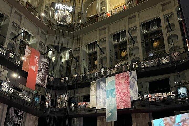 映画博物館とモーレ・アントネリアーナのセミプライベートガイドツアー