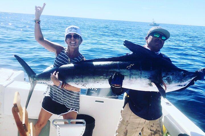 Chartes de pêche sportive à Cabo San Lucas avec Kellyfish Cabo Sportfishing