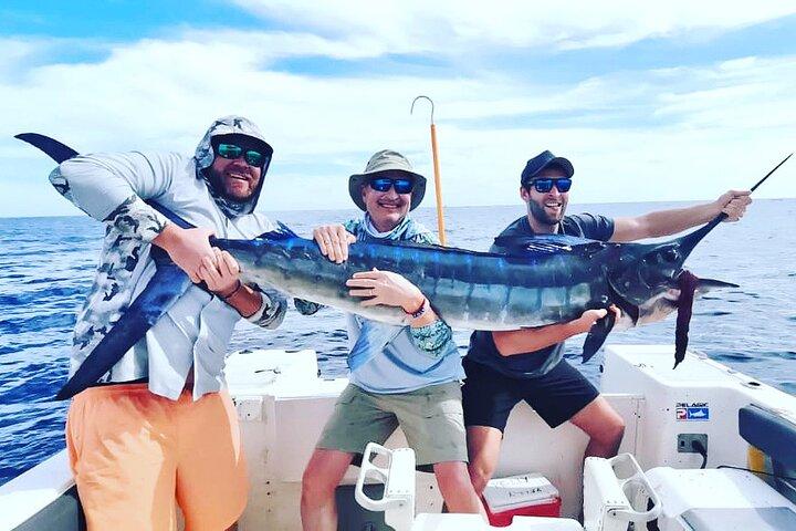 Chartes de pêche sportive à Cabo San Lucas avec Kellyfish Cabo Sportfishing