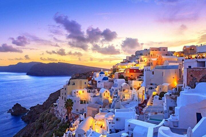 Excursão privada personalizada de meio dia ou dia inteiro em Santorini