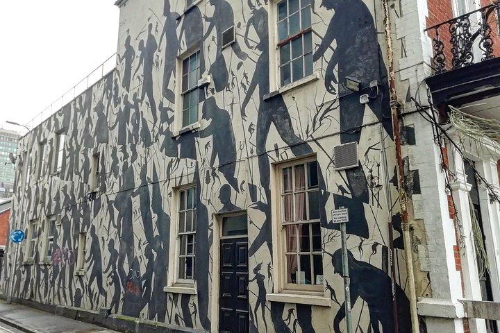 Cardiff Private Dark History Tour