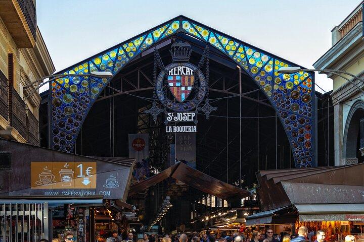 8-Hour Full Day Tour in Barcelona with Driver