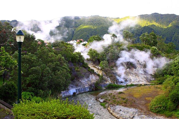 Visite privée 4X4 hybride en couple - Furnas (sources thermales inc. Et déjeuner à 3 plats)