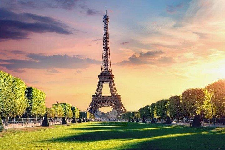 Côté Seine Tour / durée 1h30 - de 1 à 6 passagers