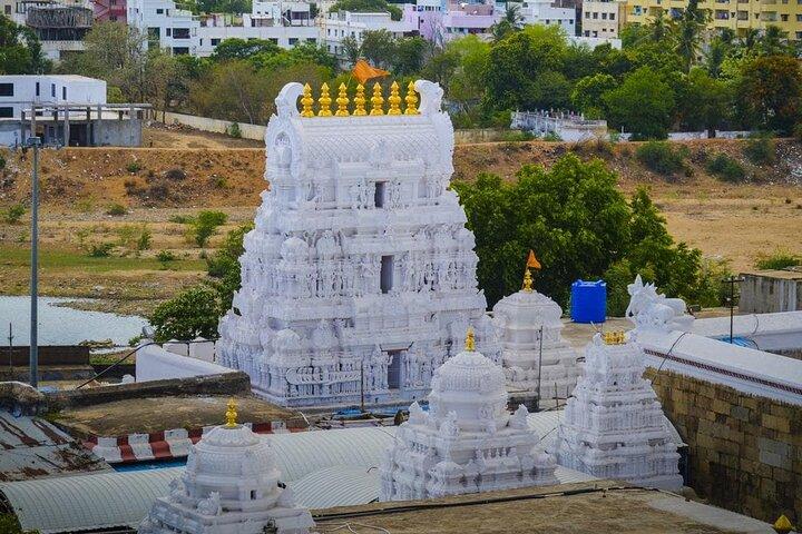 Trilha de Chennai para o Templo: Excursão Srikalahasti e Sri Venkateswara