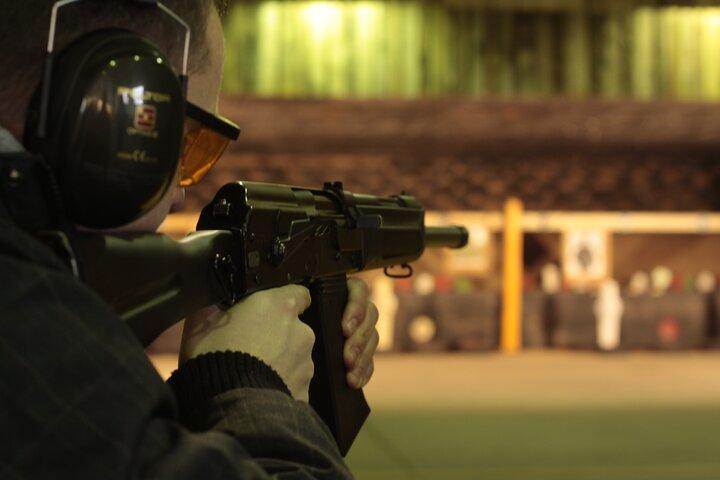 GunMates Bratislavaでの軍用銃射撃体験
