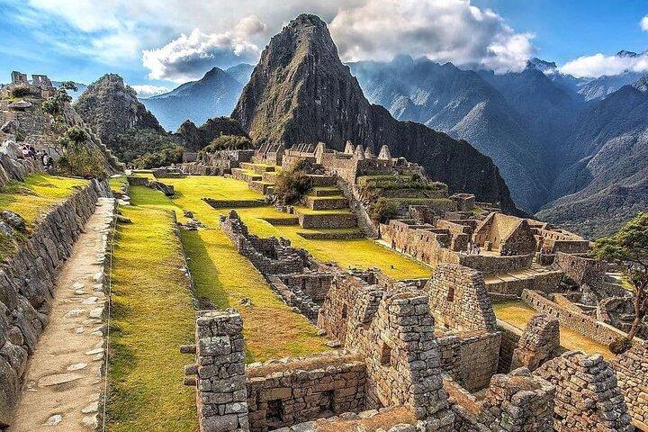 8 Tage ab Lima: Cusco, Heiliges Tal, Machupicchu, Titicacasee