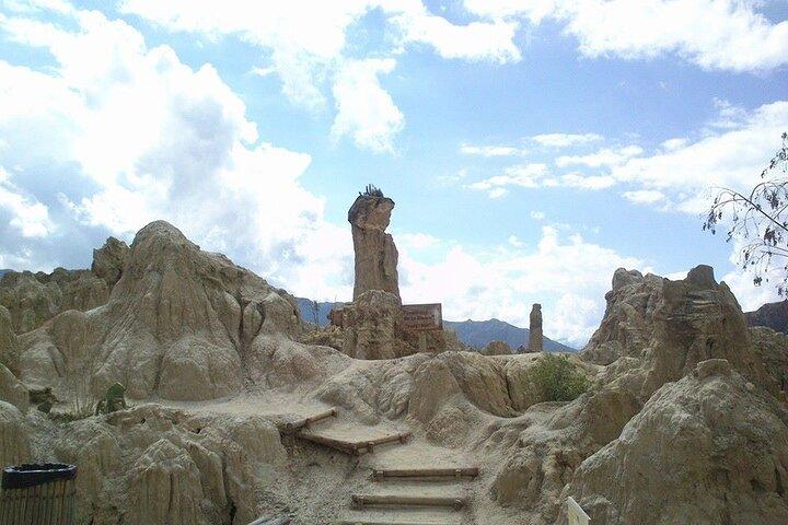 Private Excursion in La Paz with Transportation and Cable Car Ticket