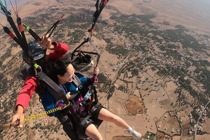 Volo in parapendio nell'Alto Atlante Marrakech