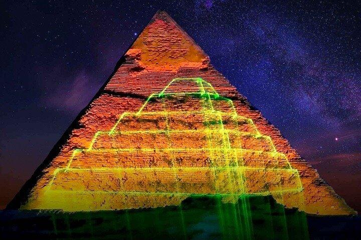 Sound and Light Show bei den Pyramiden