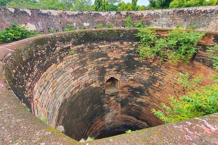 バラナシからのチュナー城塞と農村体験の日帰り旅行