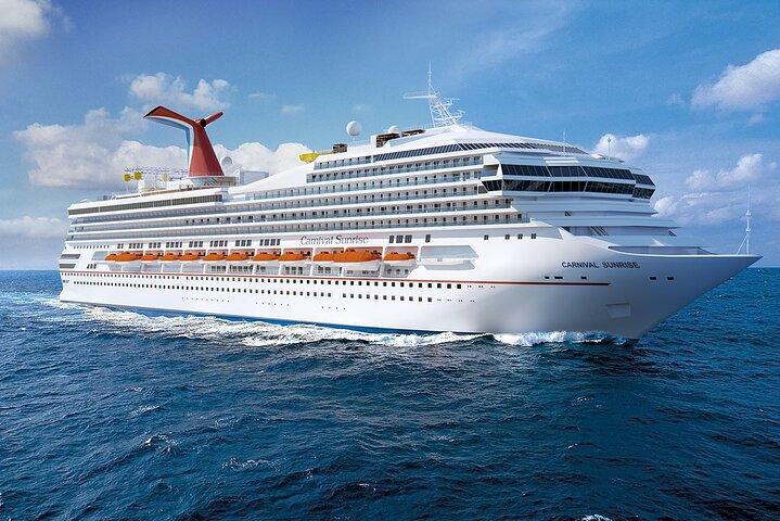 Trasferimento privato di lusso al porto di Civitavecchia
