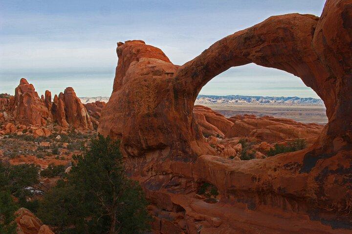 Arches & Canyonlands Full Day 4X4 Combo