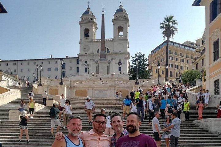 チヴィタヴェッキア・クルーズ港岸小旅行：ローマとバチカン観光