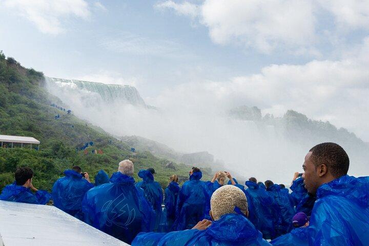 Tour a pie por los Daredevils del Niágara con paseo en barco por la Maid of the Mist