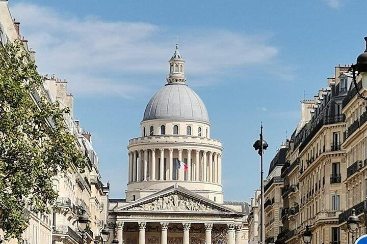 Auto privata con autista a Parigi 4-6 persone