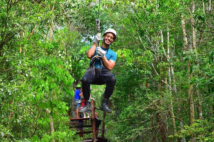 Aventure à Puerto Morelos : VTT, tyrolienne, exploration des cénotes