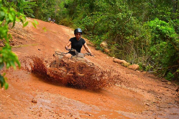 ATV コンボ乗馬、ATV、ジップライン、セノーテ、ランチ