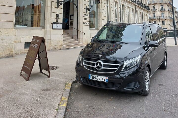 Private transfer from CDG or ORY airport to DisneyLand Paris