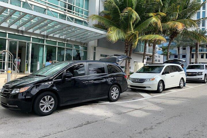 Privétransfer van PSP naar LOS ANGELES