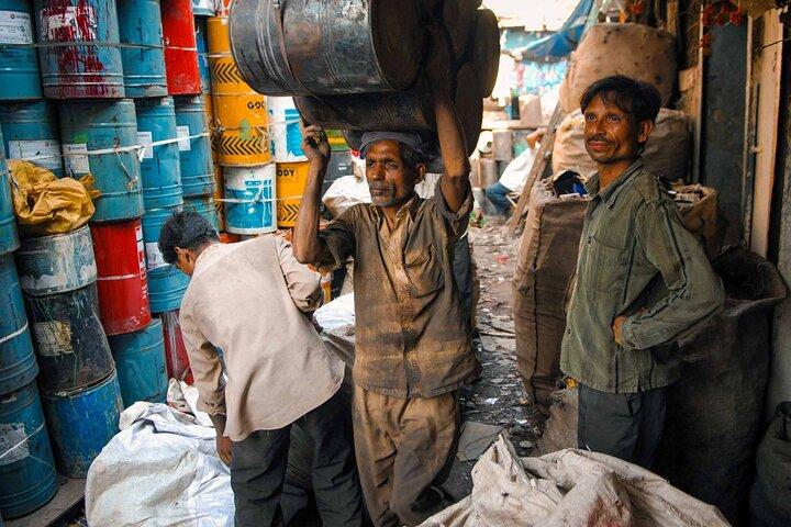 Slittino privato e giro turistico di Dharavi