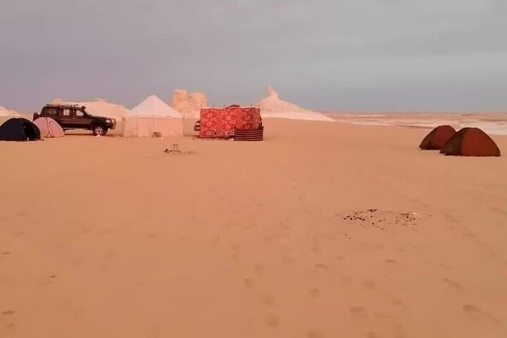 3Day White Desert Black Desert & Bahariya Oasis Safari from Cairo