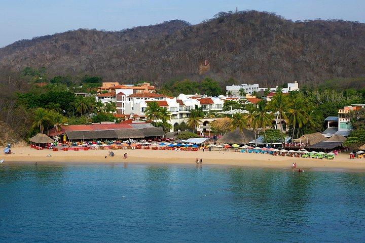 カタマランのワタルコ オアハカの 7 つの湾のガイド付きツアー