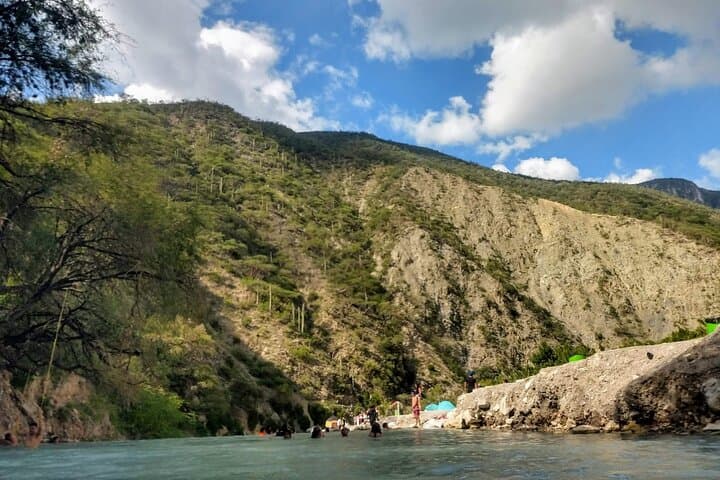 Day trip to Grutas Tolantongo Hot Springs