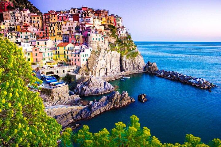 Excursão em grupo pequeno Cinque Terre max 13 pessoas a partir do porto de Livorno