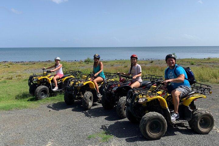 Tagestour in Roatan: ATV, Faultiere, Affen und Zipline