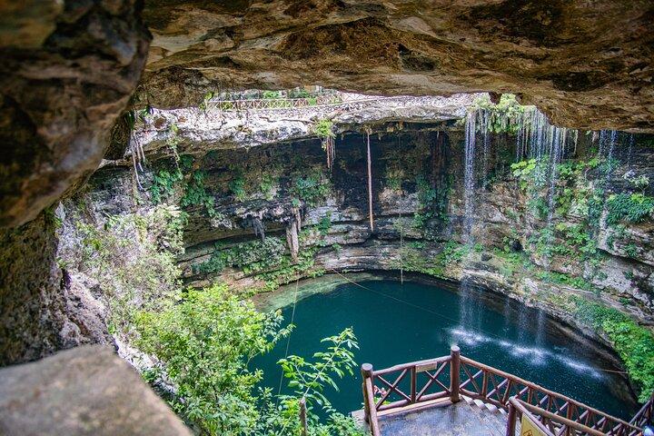 Chichen Itza, Cenote Swim & Izamal Magic Town met lunchbuffet