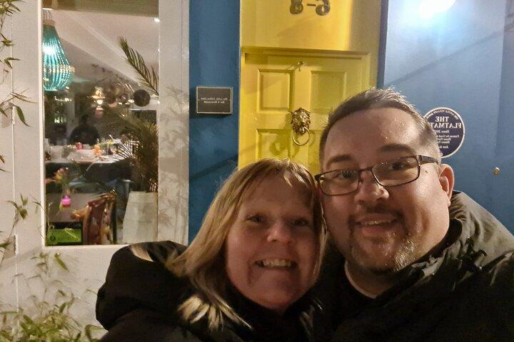 Romantic Notting Hill: Self-Guided Love Story Puzzle Walk