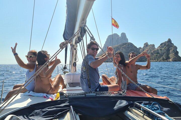 Ibiza & Formentera Private Deluxe Sailing : Día Completo