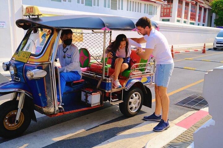 Emocionante tour en tuk tuk por Bangkok (privado y todo incluido)