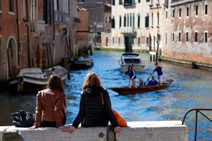 Tour privado: Paseo por Venecia, góndola y paseo en barco privado que finaliza en la isla de Murano con almuerzo veneciano y visita a la fábrica de vidrio
