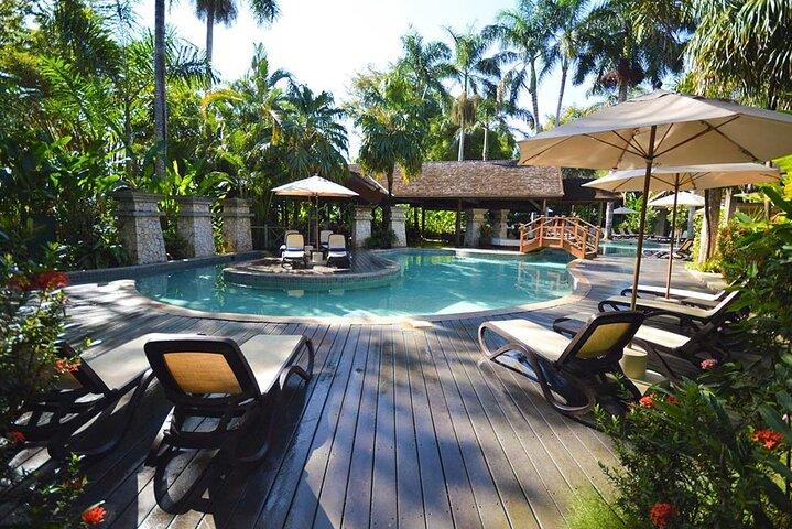 Privater Flughafentransfer zum Sonnenuntergang im Palms Resort